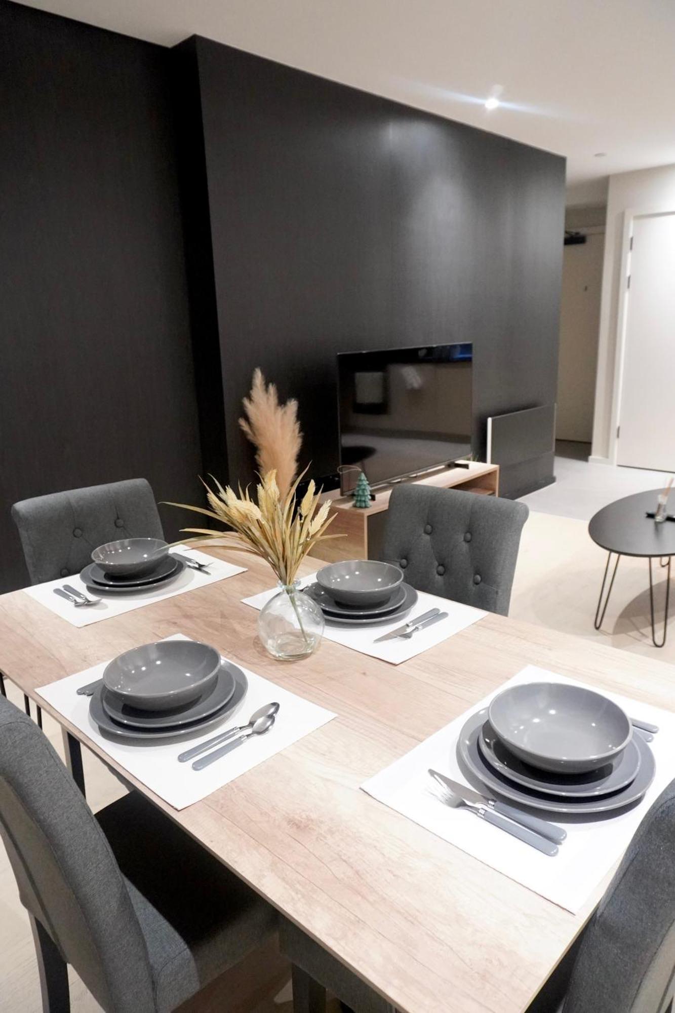 Central Manchester Luxury 2 Bed Apartment With Balcony Exterior photo