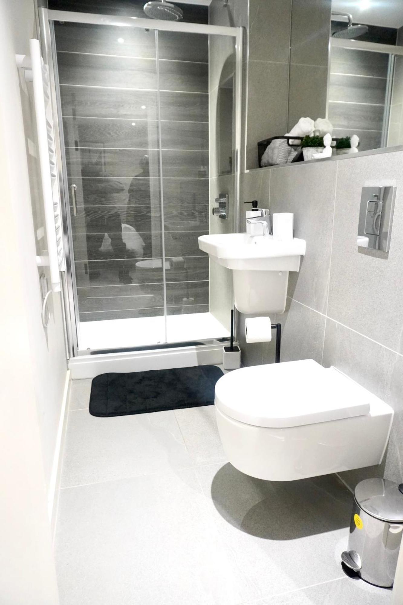 Central Manchester Luxury 2 Bed Apartment With Balcony Exterior photo