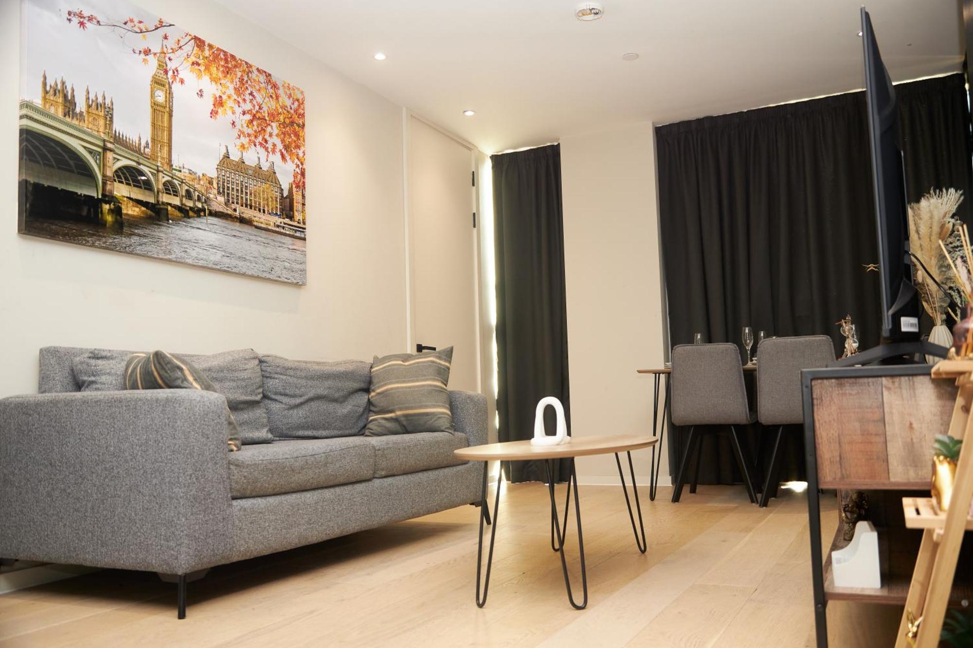 Central Manchester Luxury 2 Bed Apartment With Balcony Exterior photo