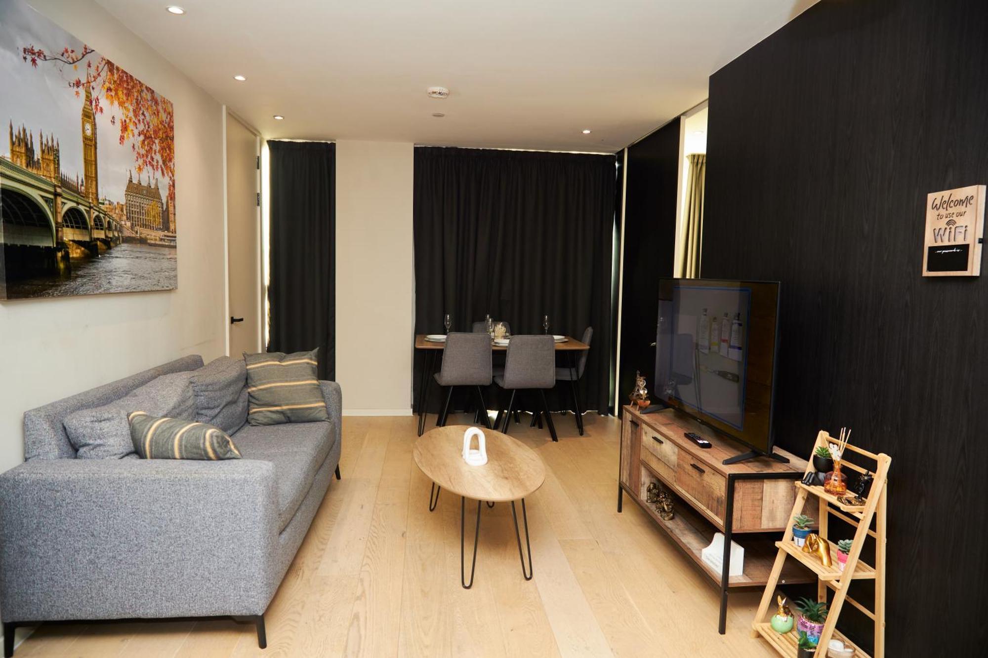 Central Manchester Luxury 2 Bed Apartment With Balcony Exterior photo