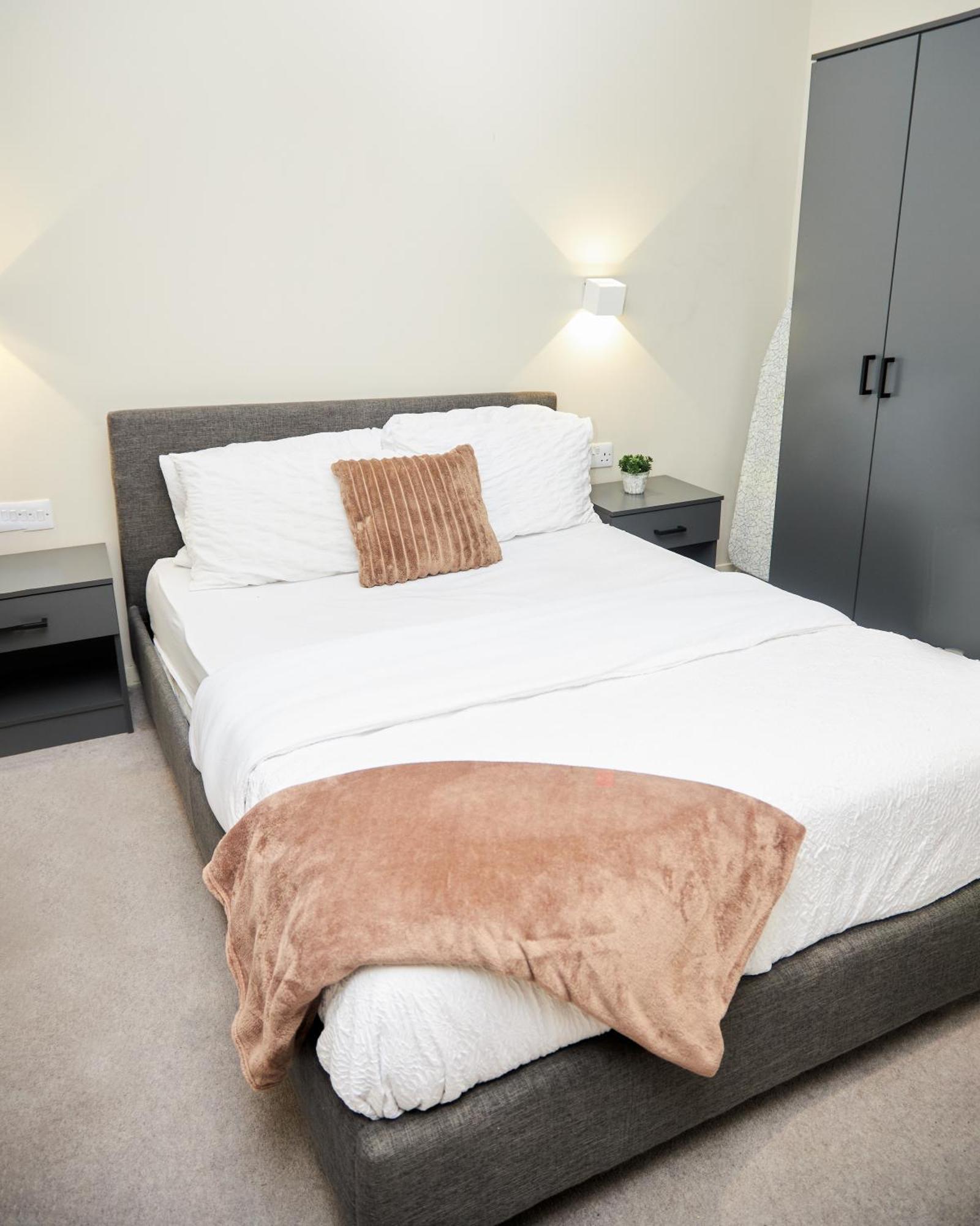 Central Manchester Luxury 2 Bed Apartment With Balcony Exterior photo